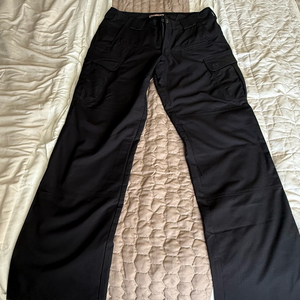 Men’s Size 10, 5.11 Tactical Cargo Pants